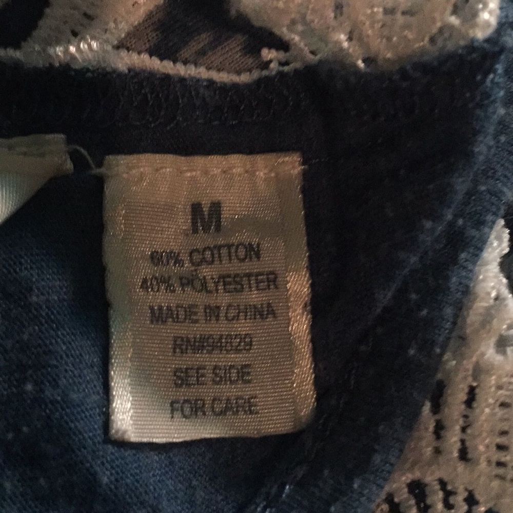 Polyester/cotton top. Lace insert - Picture 5 of 6